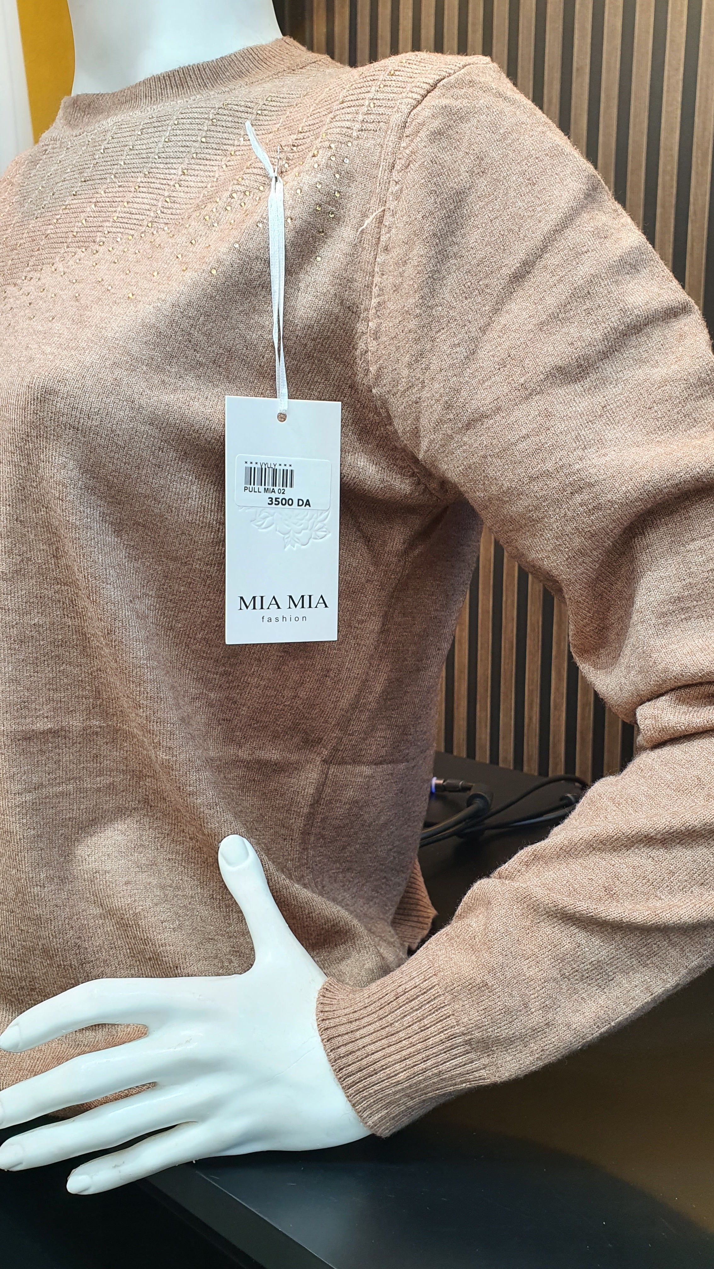 PULL MIA MIA 02