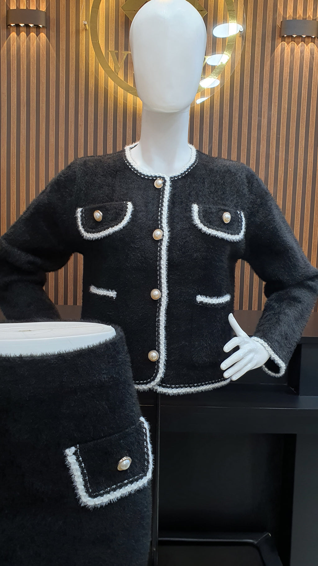 ENSEMBLE NEW LOOK 05