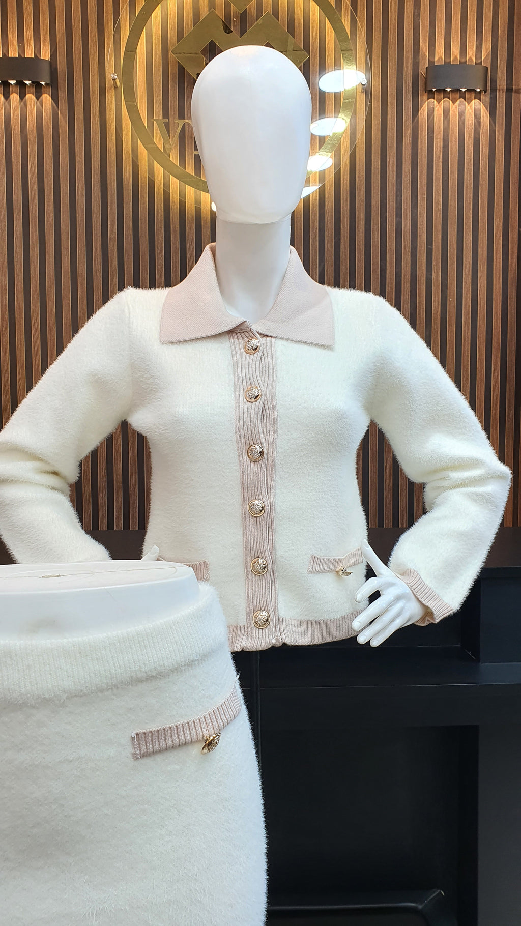 ENSEMBLE NEW LOOK 02