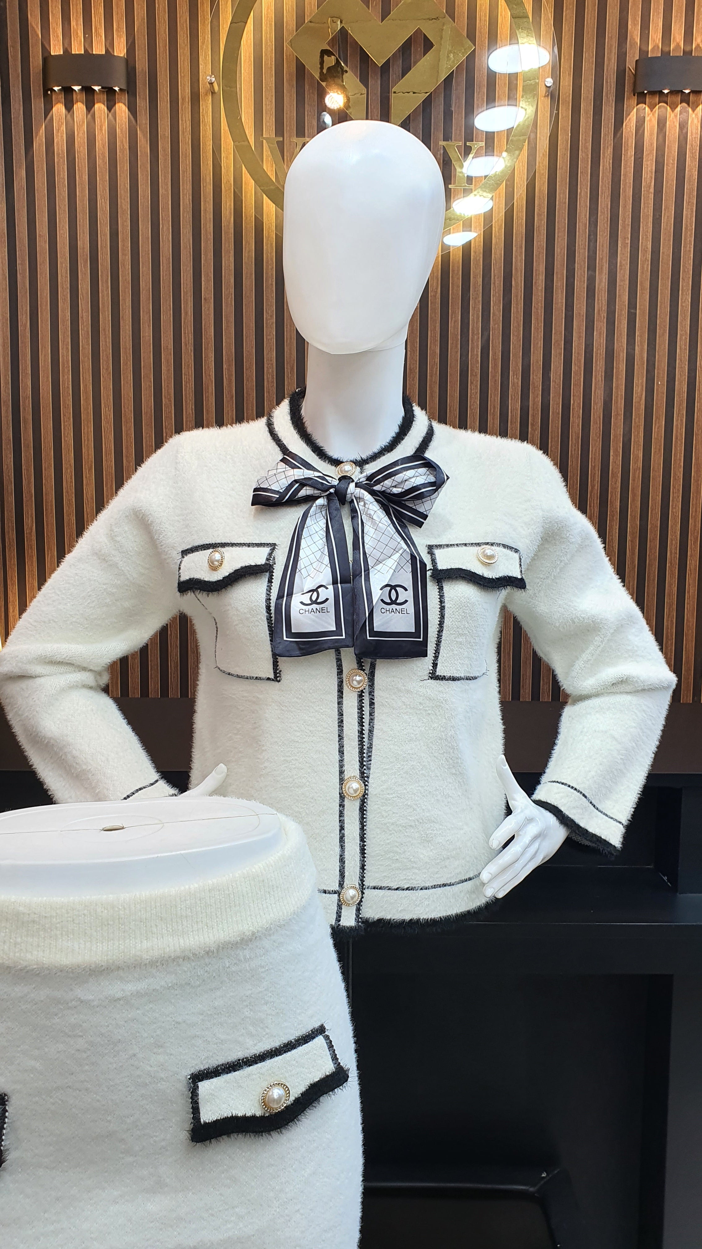 ENSEMBLE NEW LOOK 04