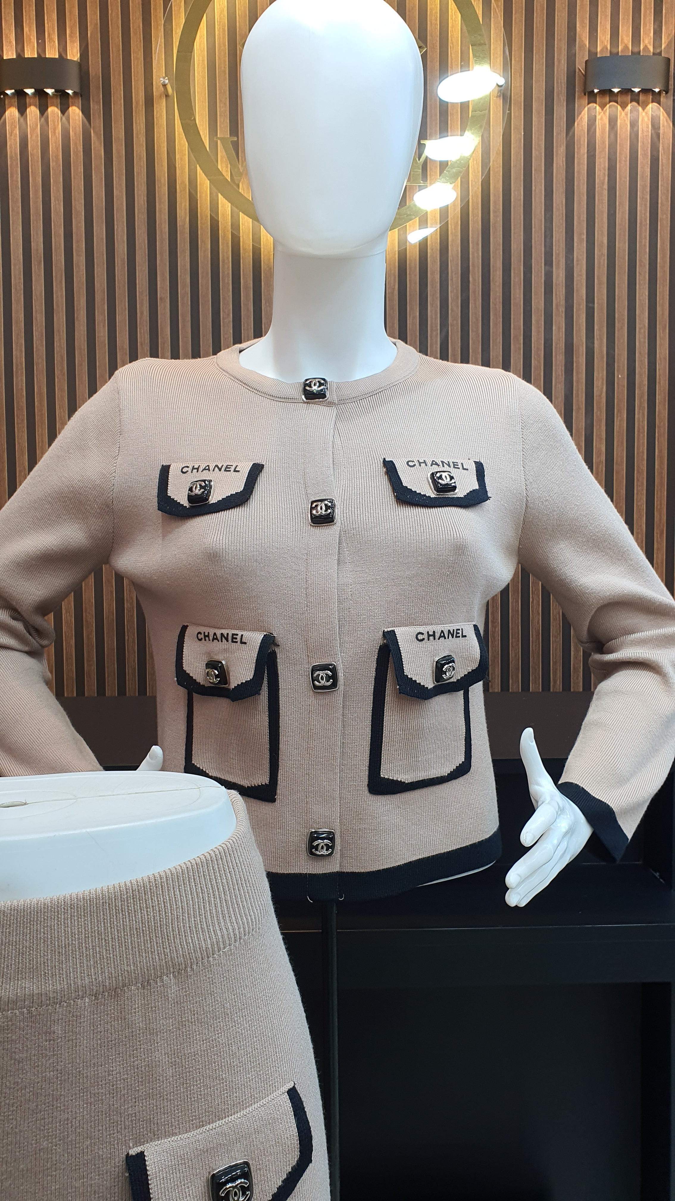 ENSEMBLE NEW LOOK 14