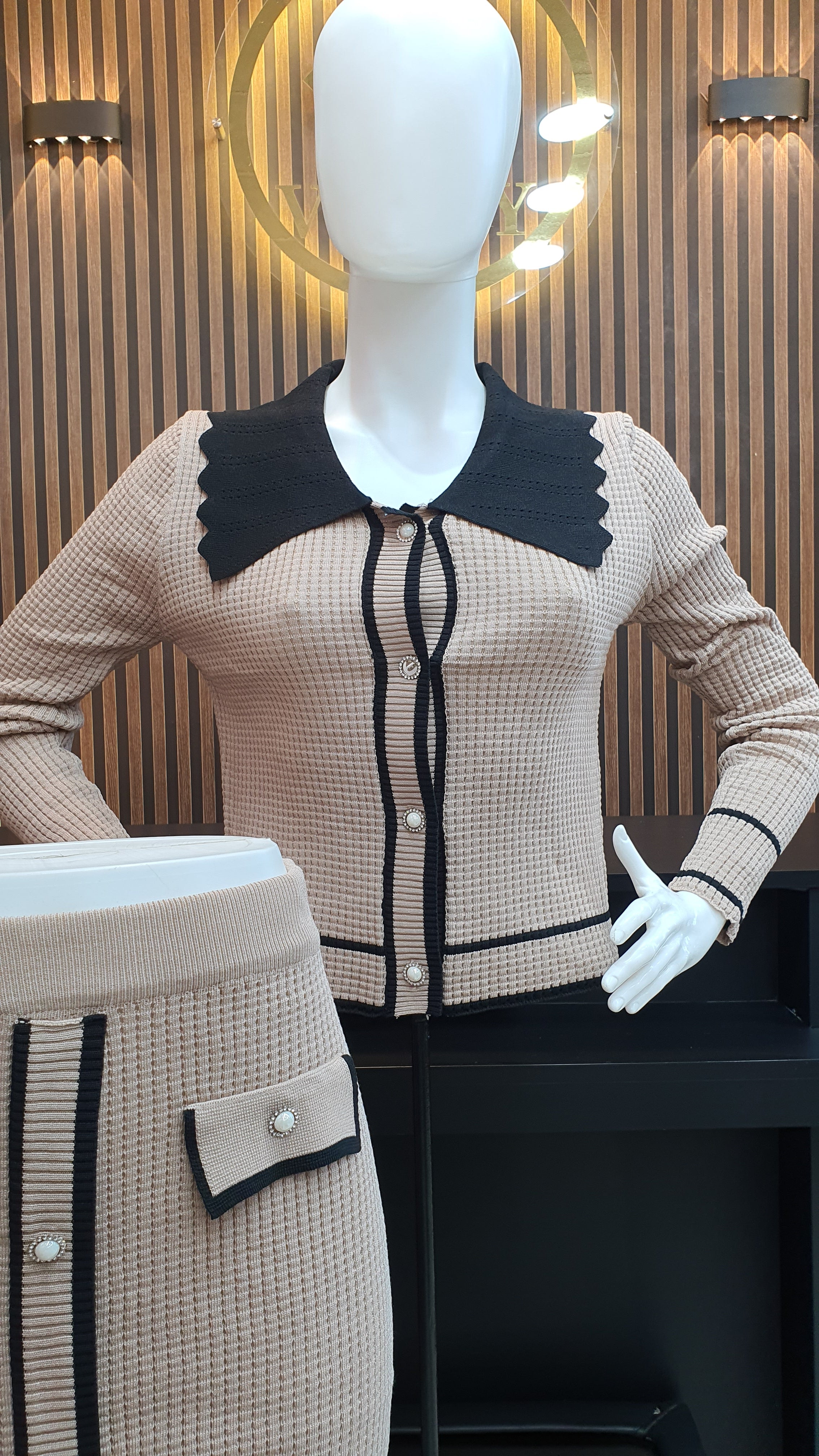 ENSEMBLE NEW LOOK 06