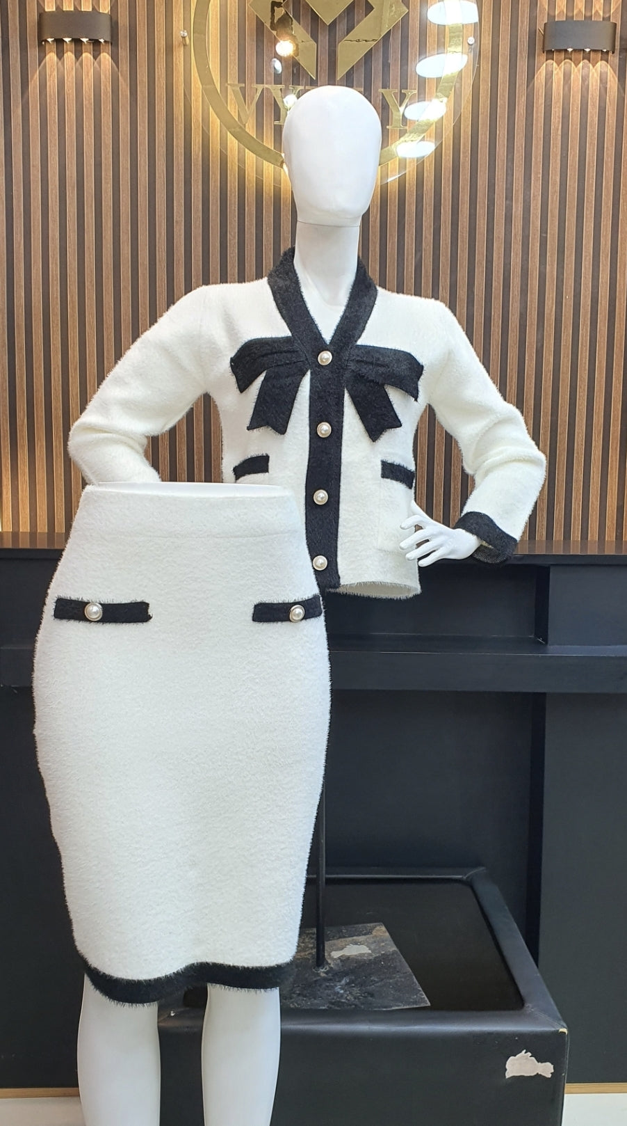 ENSEMBLE NEW LOOK 03