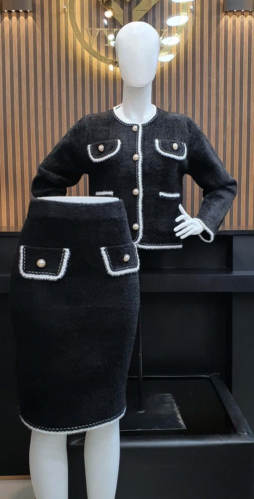 ENSEMBLE NEW LOOK 05