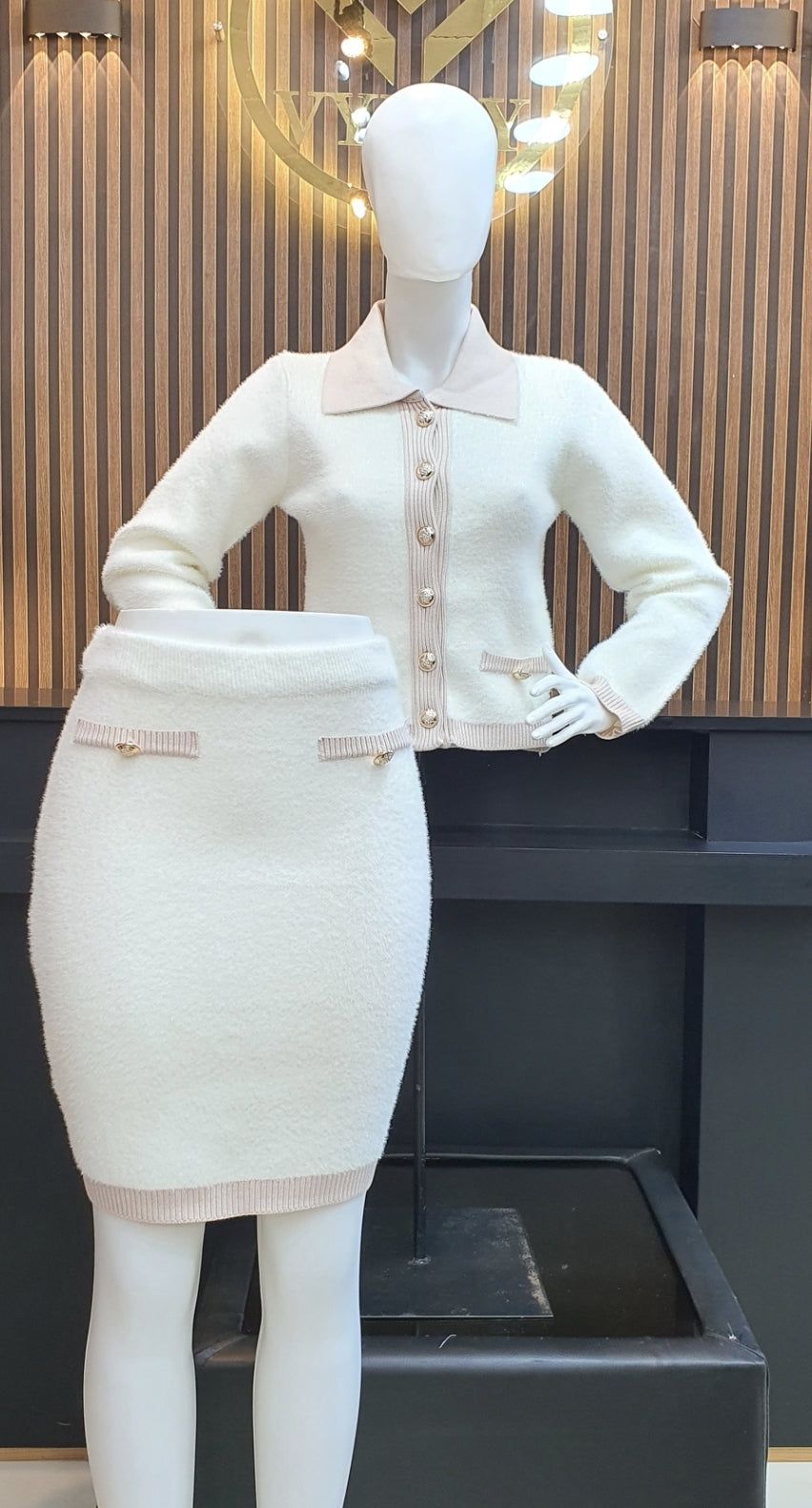 ENSEMBLE NEW LOOK 02