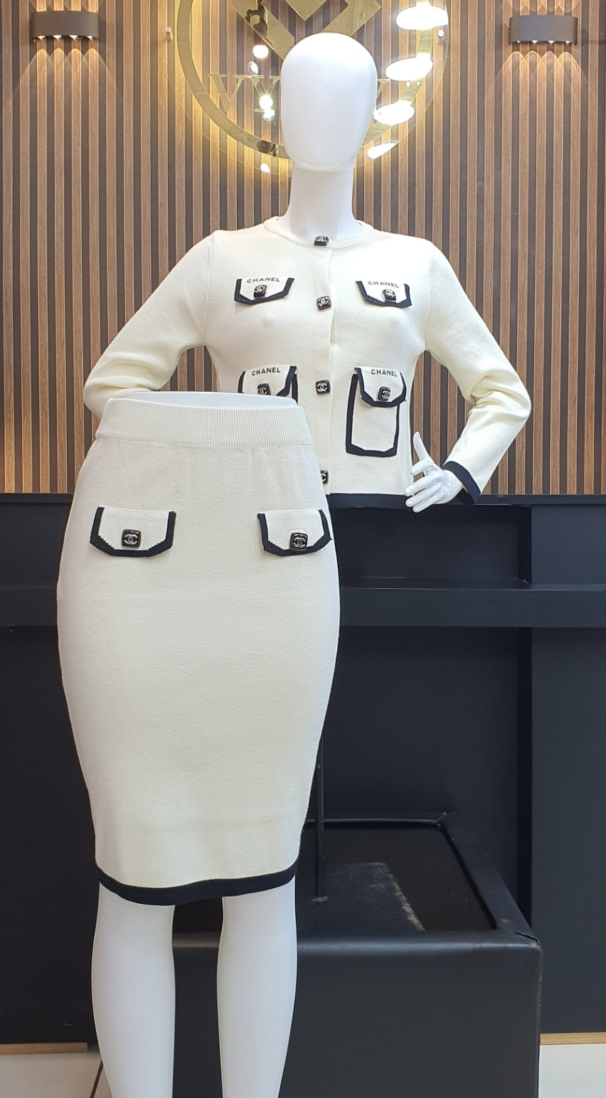 ENSEMBLE NEW LOOK 14