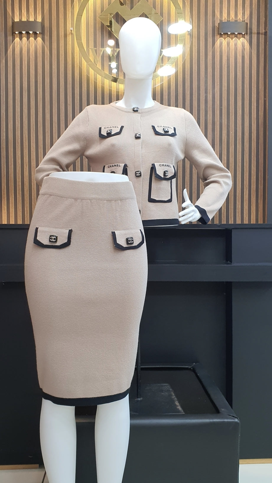 ENSEMBLE NEW LOOK 14