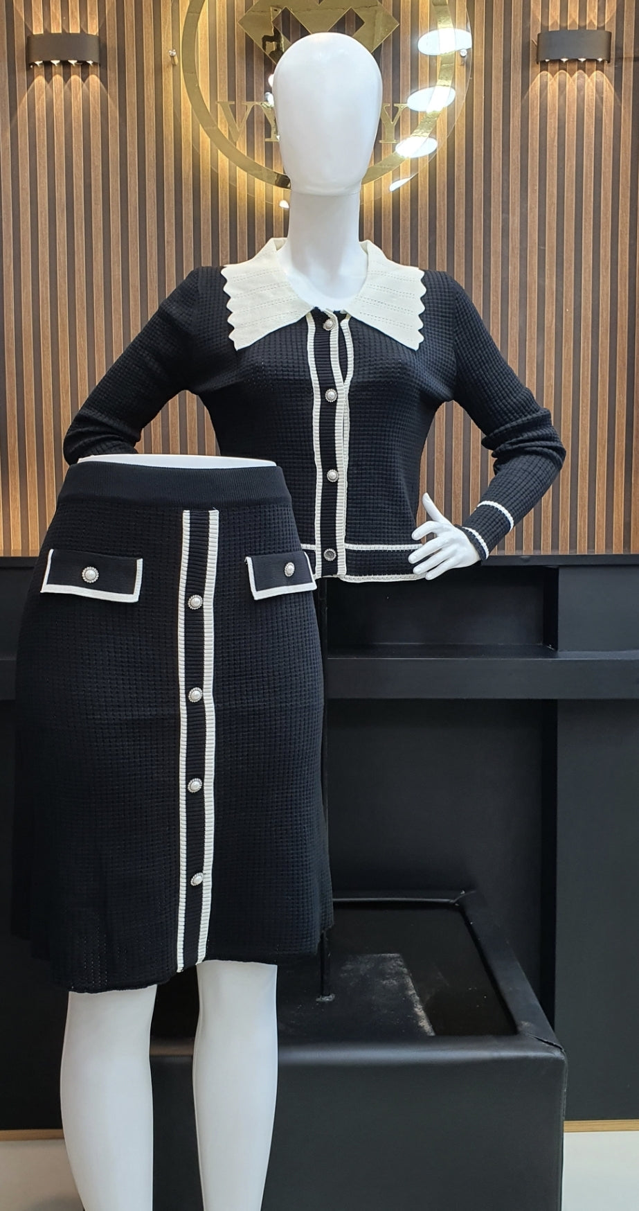 ENSEMBLE NEW LOOK 06